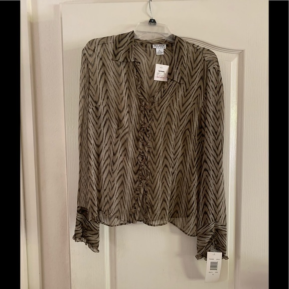 Allison Taylor Tops - ***NWT*** Allison Taylor Button Down Tiger Blouse